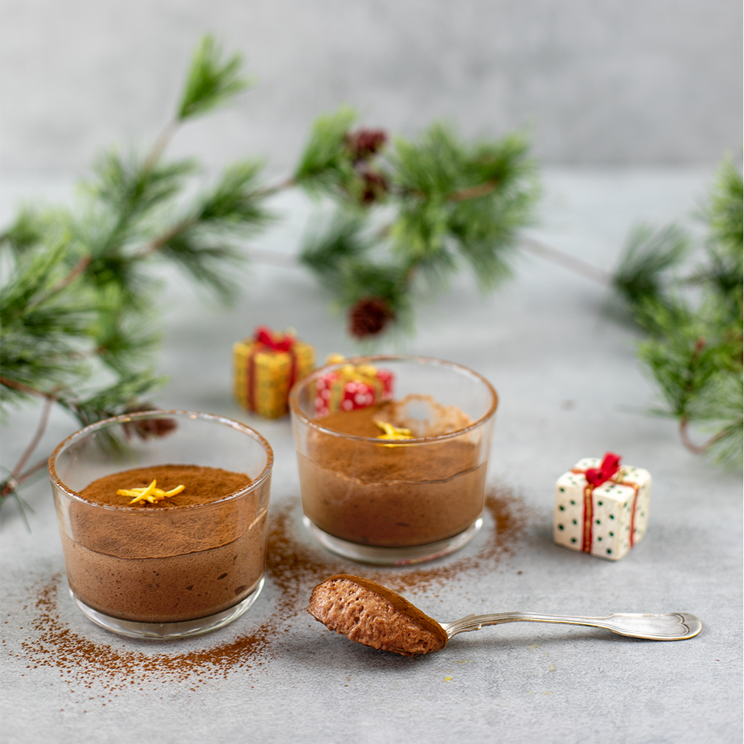 Maidoton Appelsiini-suklaamousse